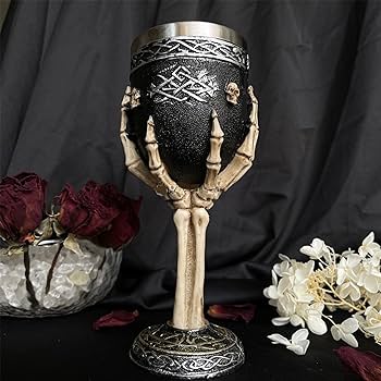VelvetGoblets™ Gothic Skull Goblet